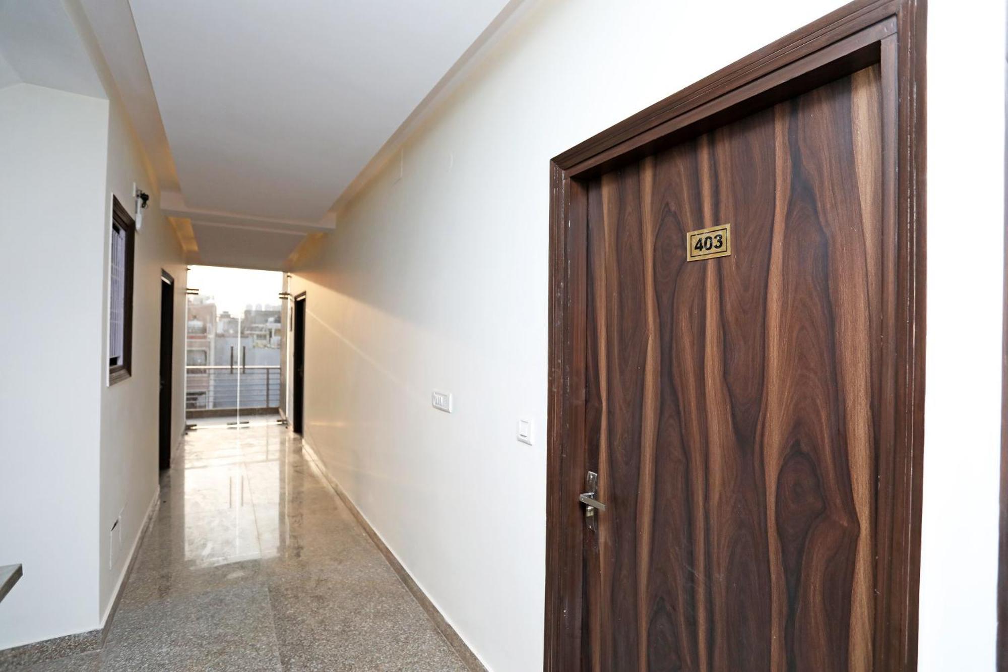 Hotel O The Dzire 3*